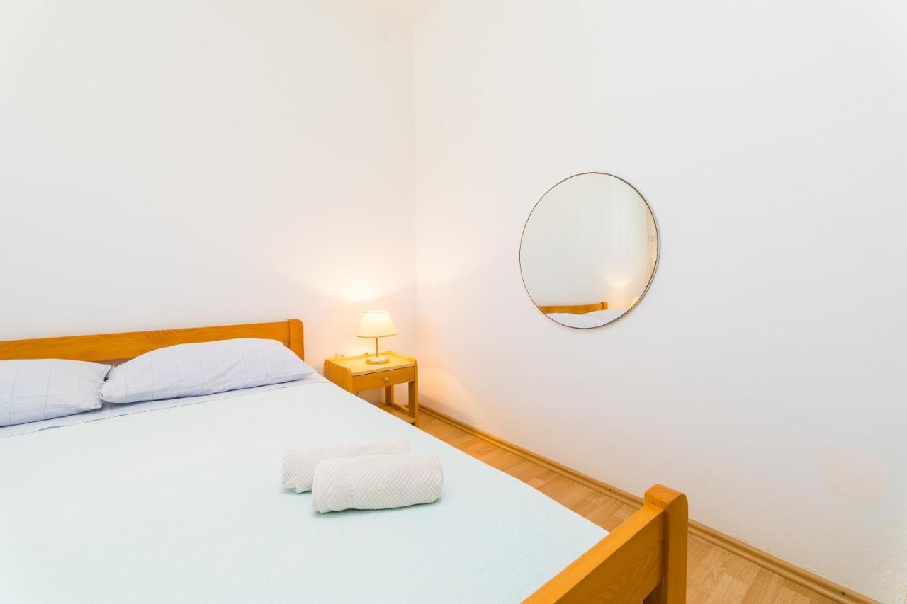 Apartment Kneze Račišće Zewnętrze zdjęcie