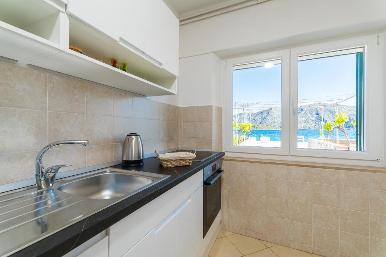 Apartment Kneze Račišće Zewnętrze zdjęcie