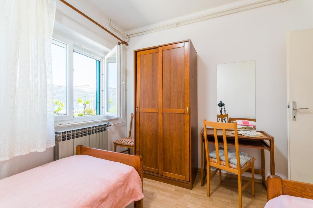 Apartment Kneze Račišće Zewnętrze zdjęcie